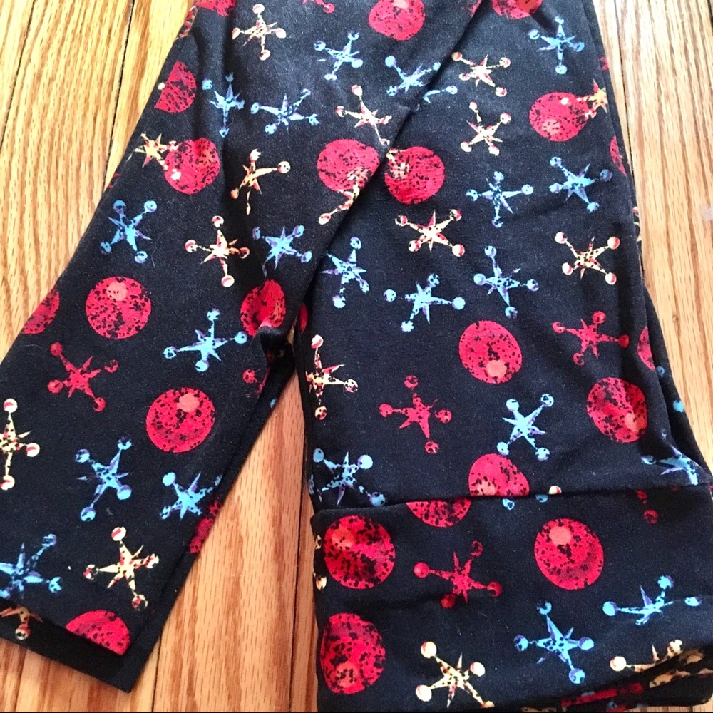 Lularoe OS throw-back jacks print leggings!